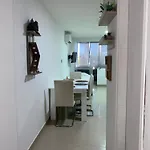 Aparta estudio edificio cristoforo colombo